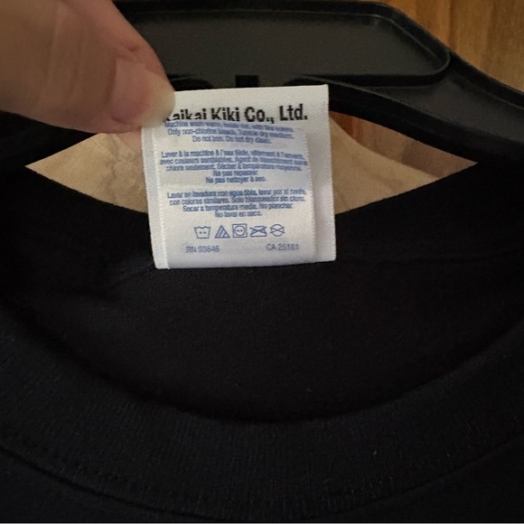 KAIKAI KIKI sz L Takashi Murakami Mr Pointy & The Four Guards Black Tee Tshirt - Picture 4 of 7